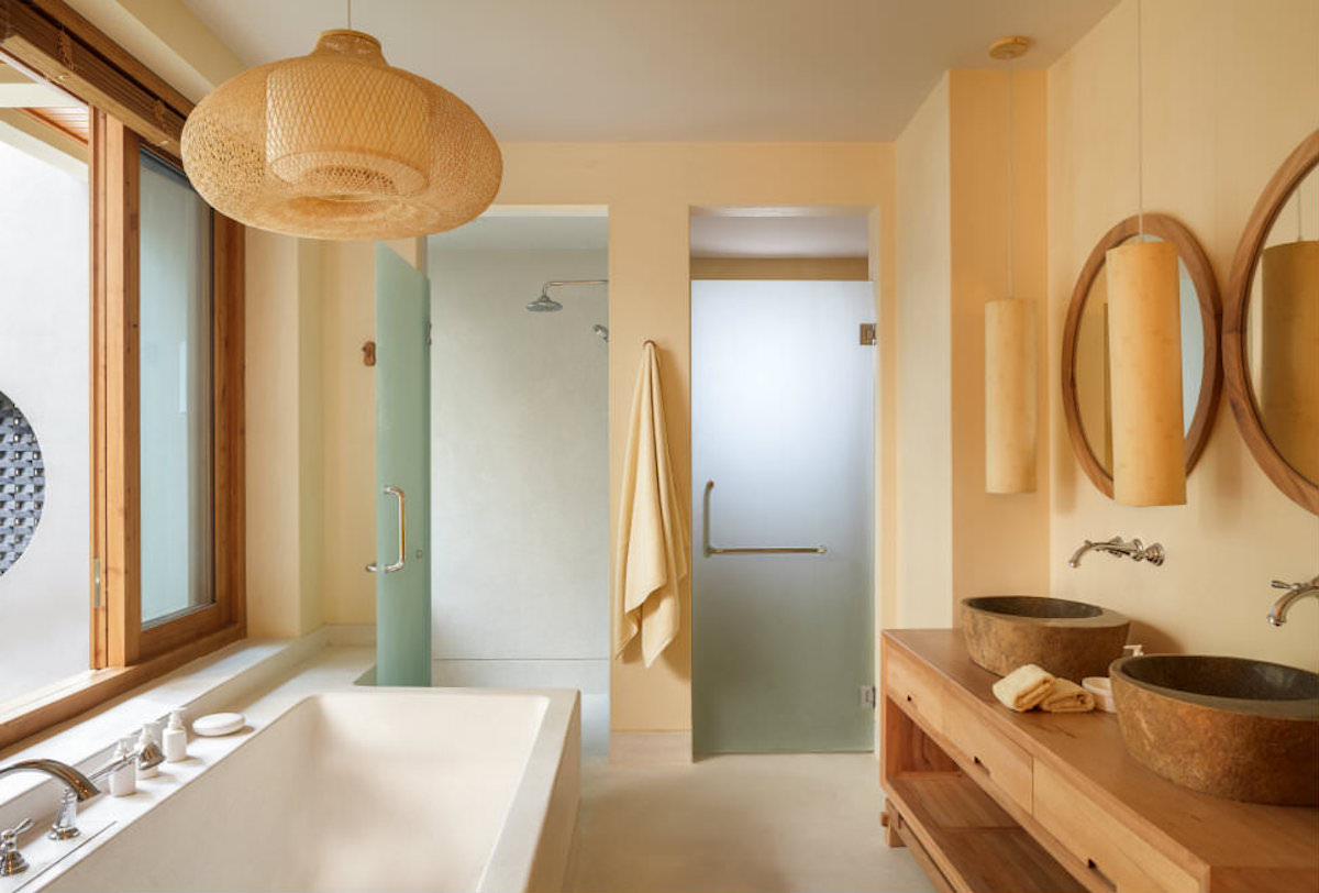 eco-friendly bathroom