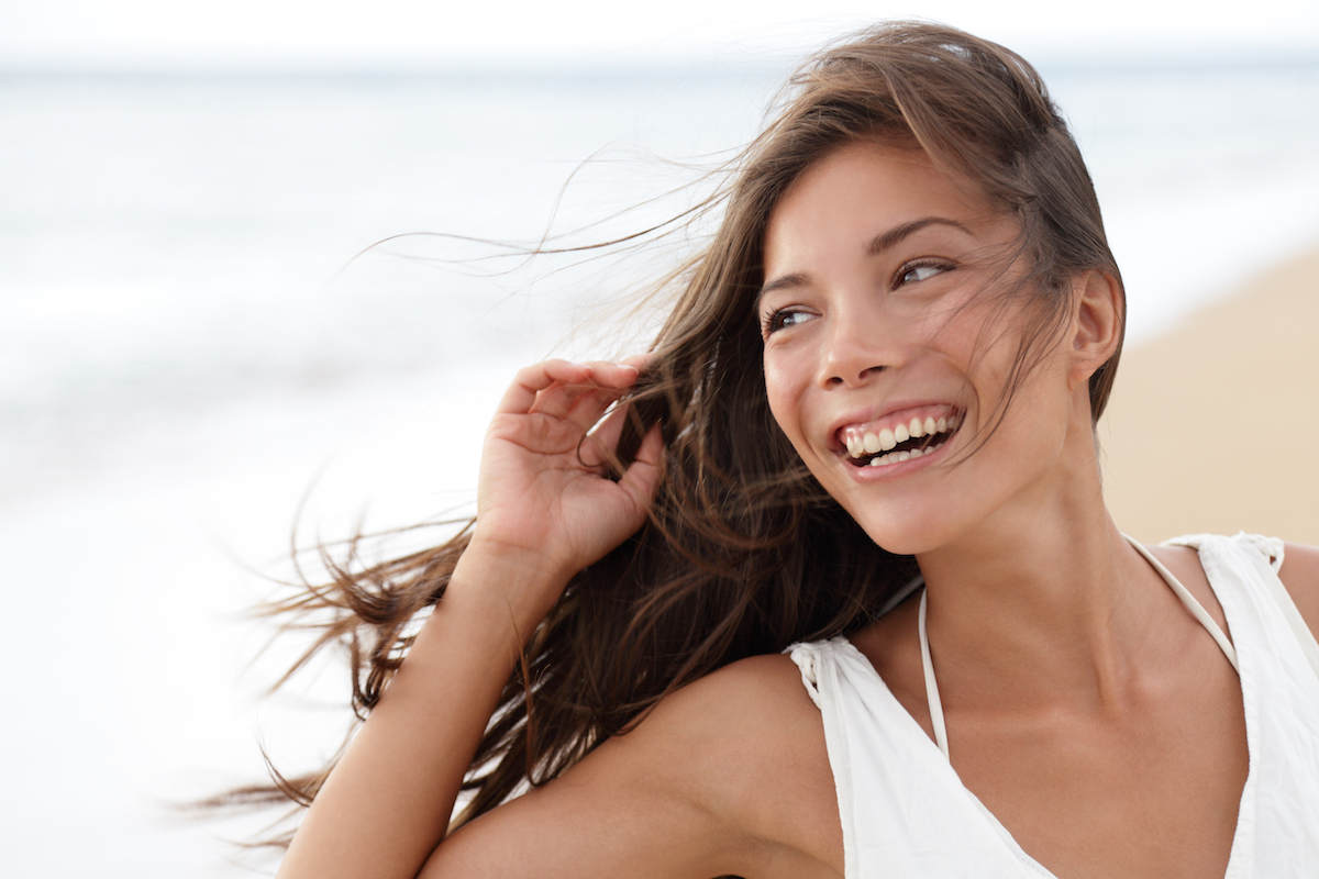 Keep your skin glowing. Beauty Products: What Ingredients Can And Cannot Be Mixed!