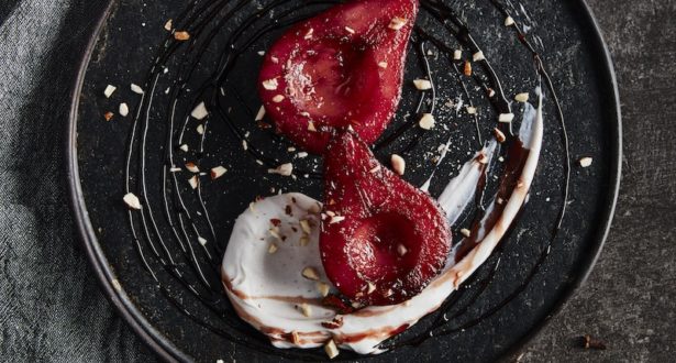 Mulled Wine Poached Pears Recipe